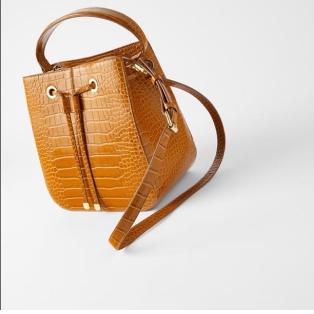NWT Zara croc embossed faux leather top handle long strap bucket bag mustard - Picture 2 of 12